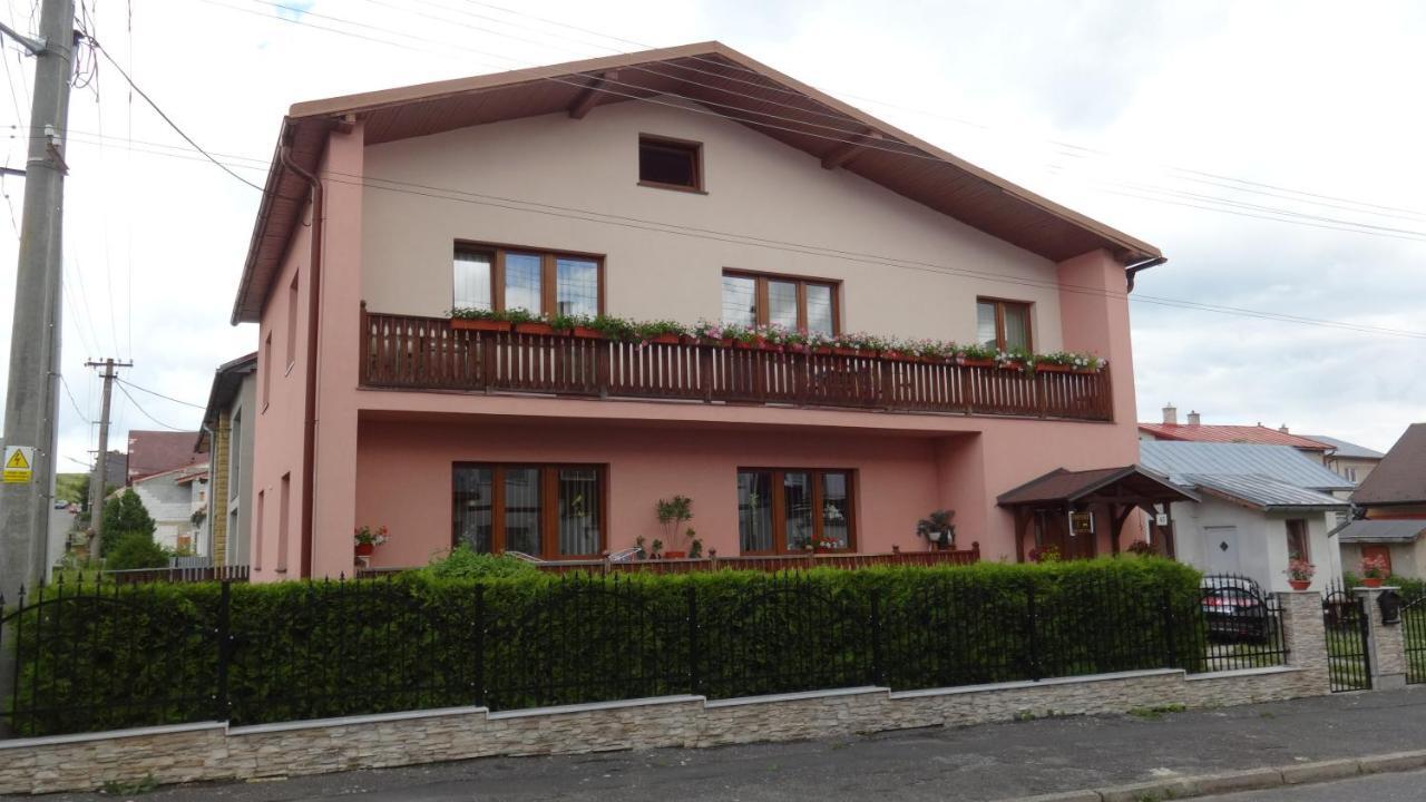 Gaestehaus Eva Apartment Nova Lesna Ngoại thất bức ảnh